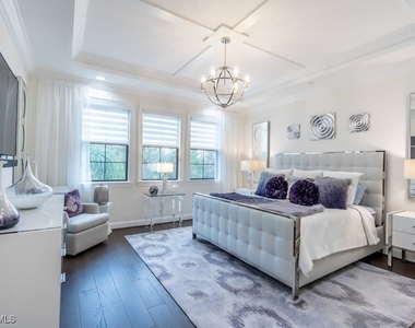 16382 Viansa Way - Photo Thumbnail 6