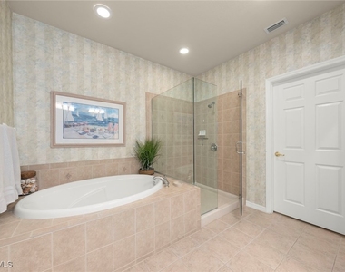 9601 Spanish Moss Way - Photo Thumbnail 21