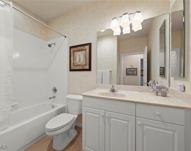 9601 Spanish Moss Way - Photo Thumbnail 27