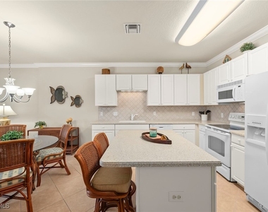 9601 Spanish Moss Way - Photo Thumbnail 9