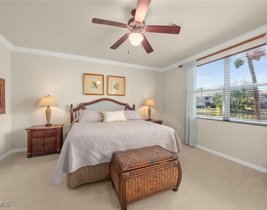 9601 Spanish Moss Way - Photo Thumbnail 15