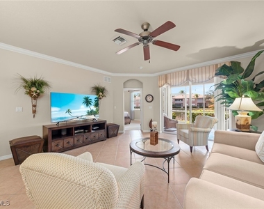 9601 Spanish Moss Way - Photo Thumbnail 5