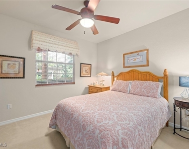 9601 Spanish Moss Way - Photo Thumbnail 24