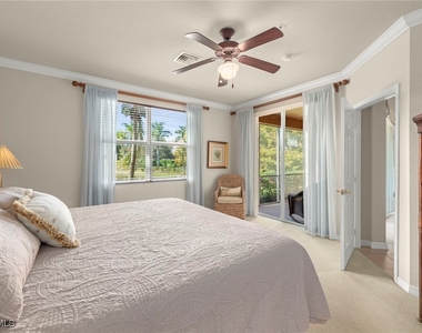 9601 Spanish Moss Way - Photo Thumbnail 18