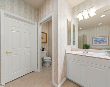 9601 Spanish Moss Way - Photo Thumbnail 20