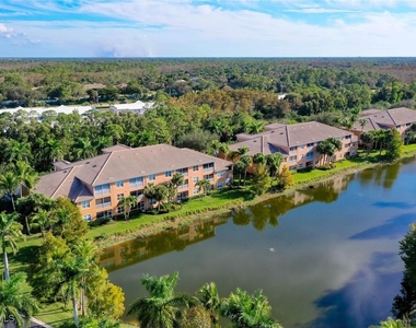 9601 Spanish Moss Way - Photo Thumbnail 33