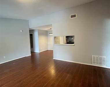 12607 Ashford Meadow Drive - Photo Thumbnail 7