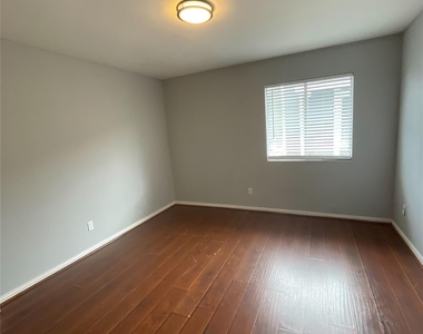 12607 Ashford Meadow Drive - Photo Thumbnail 9