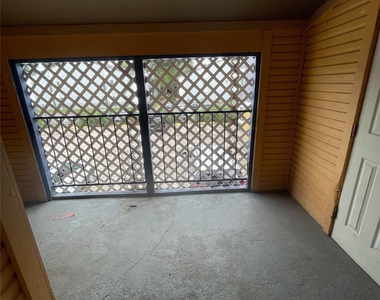 12607 Ashford Meadow Drive - Photo Thumbnail 16