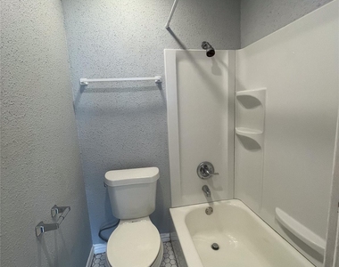 12607 Ashford Meadow Drive - Photo Thumbnail 13