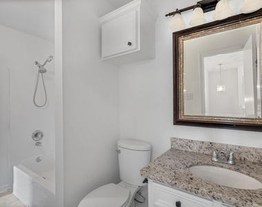 2106 Nettleton Street - Photo Thumbnail 8