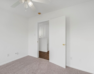2106 Nettleton Street - Photo Thumbnail 9
