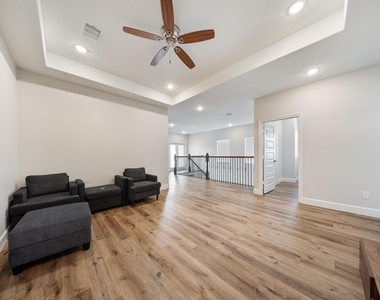 2019 Olivos Street - Photo Thumbnail 16