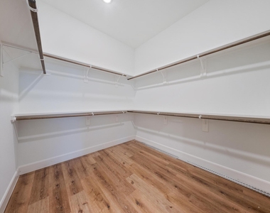 2019 Olivos Street - Photo Thumbnail 11