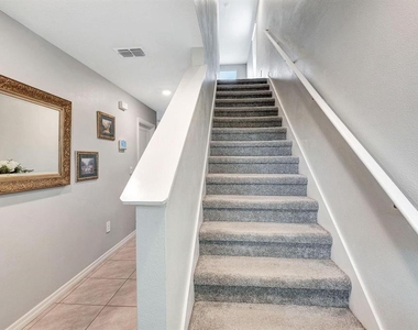 2942 Rock Sound Street - Photo Thumbnail 19