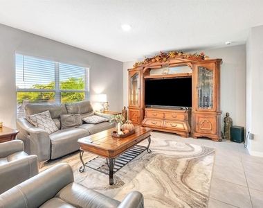 2942 Rock Sound Street - Photo Thumbnail 9