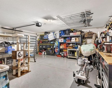 2942 Rock Sound Street - Photo Thumbnail 38