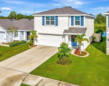 2942 Rock Sound Street - Photo Thumbnail 2