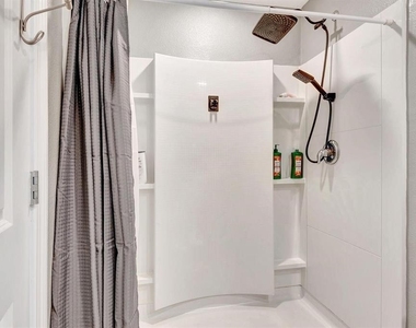 2942 Rock Sound Street - Photo Thumbnail 30