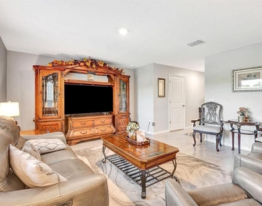 2942 Rock Sound Street - Photo Thumbnail 8