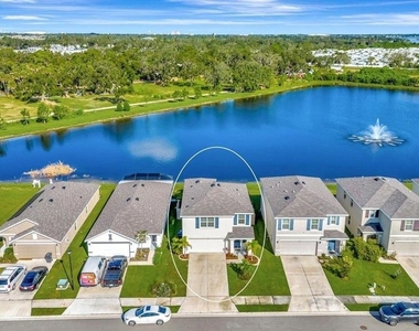 2942 Rock Sound Street - Photo Thumbnail 1