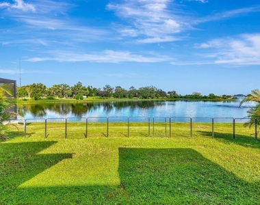 2942 Rock Sound Street - Photo Thumbnail 36