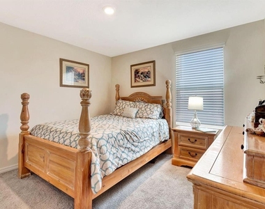 2942 Rock Sound Street - Photo Thumbnail 23