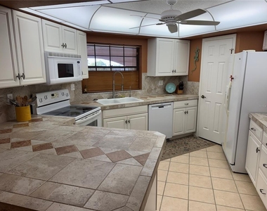 23465 Harborview Road - Photo Thumbnail 6