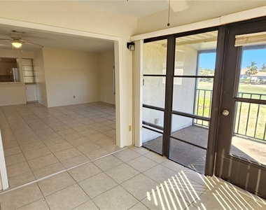 812 Capri Isles Boulevard - Photo Thumbnail 17