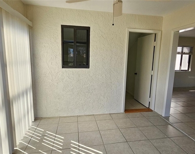 812 Capri Isles Boulevard - Photo Thumbnail 13