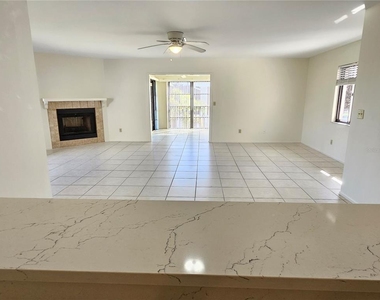 812 Capri Isles Boulevard - Photo Thumbnail 19