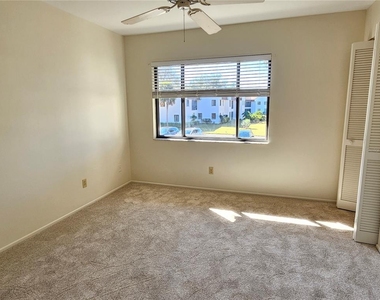 812 Capri Isles Boulevard - Photo Thumbnail 26