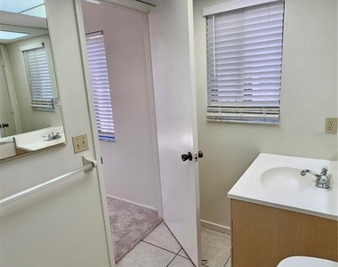 812 Capri Isles Boulevard - Photo Thumbnail 24