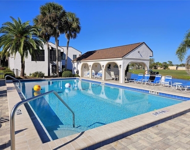 812 Capri Isles Boulevard - Photo Thumbnail 30