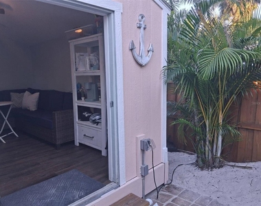 216 Berry Street - Photo Thumbnail 61