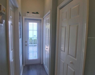 216 Berry Street - Photo Thumbnail 46