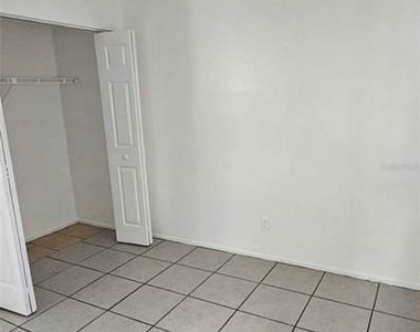 12048 Henley Avenue - Photo Thumbnail 8