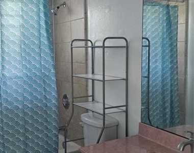 12048 Henley Avenue - Photo Thumbnail 9