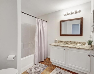 5500 Bentgrass Drive - Photo Thumbnail 20