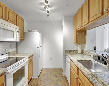 5500 Bentgrass Drive - Photo Thumbnail 4