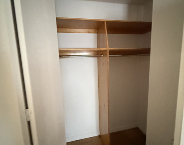 245 East 63rd Street - Photo Thumbnail 3