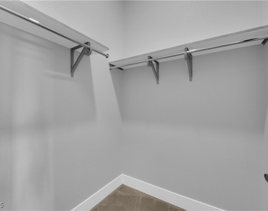 10648 Stone Ledge Avenue - Photo Thumbnail 28
