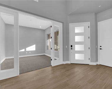 10648 Stone Ledge Avenue - Photo Thumbnail 22