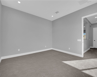 10648 Stone Ledge Avenue - Photo Thumbnail 57