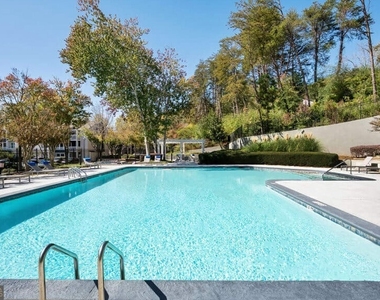 7600 Roswell Road - Photo Thumbnail 19