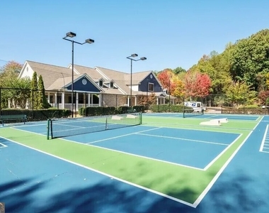 7600 Roswell Road - Photo Thumbnail 16