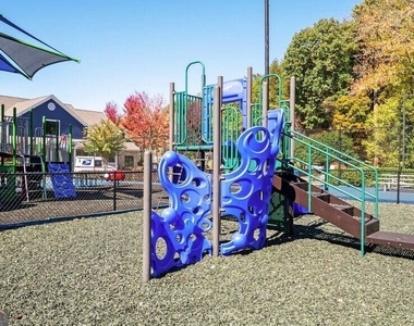7600 Roswell Road - Photo Thumbnail 31