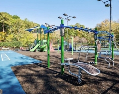 7600 Roswell Road - Photo Thumbnail 18