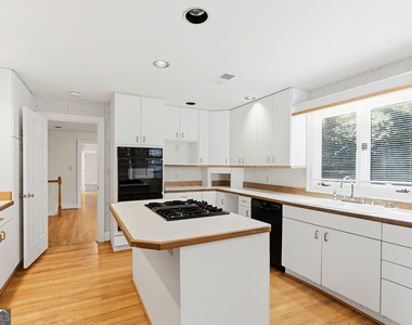 3959 Randall Mill Road Nw - Photo Thumbnail 6