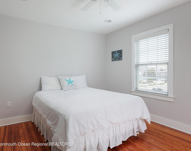912 Ocean Avenue - Photo Thumbnail 17